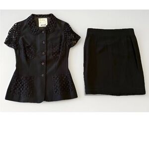 MOSCHINO CHEAP AND CHIC VTG Jacket & Skirt Floral Crochet Buttons made in Italy
